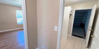 Spacious 4 Bed 3 Bath Home w FULLY FENCED YARD for Rent! Gallery 34