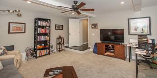 Spacious Home with Hot Tub, Fenced Yard and Solar Power Gallery 61
