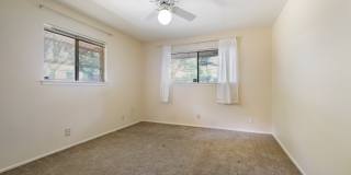 Great one story home with brick exterior on oak covered cul de sac lot Gallery 9