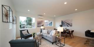 Air-Conditioned Seattle Townhome with Rooftop Deck & Mt. Rainier Views Gallery 12