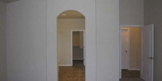 609 E Pearce Road Gallery 24