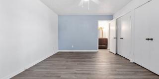 1708 N Poplar Street Gallery 19