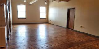 129-201 Franklin Street Gallery 4