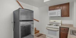 2 Bedroom End Unit Accepting Voucher and Market Tenants Gallery 9
