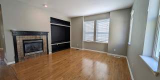 Spacious 2700+ sq.ft House in Logan Park neighborhood Gallery 12