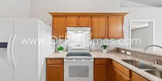 AVAILABLE NOW! HALF OFF FIRST MONTH'S RENT! Gallery 5