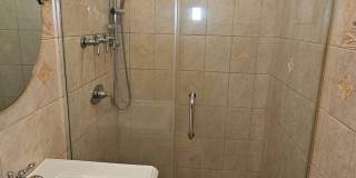 749 Kelly Gallery 10