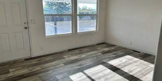 700 S Shafter Ave Gallery 3