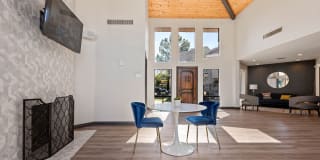 The Bella Gallery 11