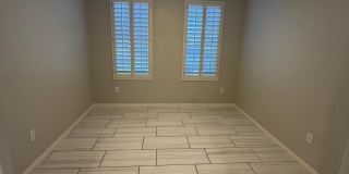 1945 E Aloe Place Gallery 7