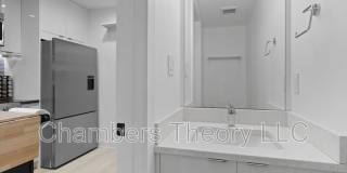 4 R St NW Gallery 11