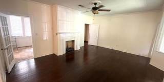 Move in Special: 1/2 off First Month's Rent - Located in the incredible Belhaven Historic District Gallery 4