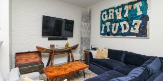 ** LUXURY MODERN ZEN RETREAT IN NAPLES PARK ** WALK TO THE BEACH **   4BR/4BA PRIVATE POOL & SPA FULLY REMODELED ** MERCATO **OFFERED FURNISHED SEASONALLY, WEEKLY OR ANNUALLY ** NO HOA PROCESS SO MOVE IN TODAY ** READY FOR A TENANT ** Gallery 32