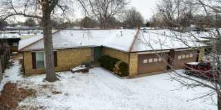 Gorgeous 3 Bed / 2 Bath! Coming soon! Gallery 1