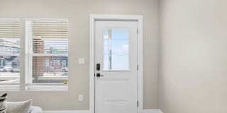 Charming 2BR Townhome in Indianapolis Gallery 12