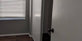 1377 E PRYOR Road Gallery 28