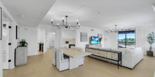 8720 Bay Colony Dr Gallery 10