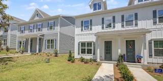 4065 Four Oaks Boulevard - 1 Gallery 18