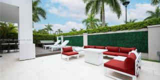 10366 NW 68th Ter Gallery 48