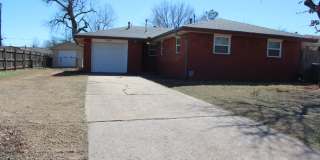 Attached & Detached Garages Gallery 1