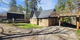 $2,995 - 5 Bed / 3 Bath Stunning and Spacious Home on South Hill Gallery 57
