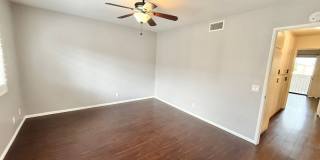 Beautiful 3 bed/3 bath In Costa Mesa Gallery 28