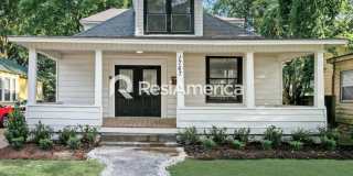 One Month Free Special!! Newly Renovated 4/2 in Midtown! Gallery 1