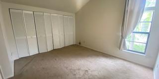 2 bedroom plus den 2 bathroom Gallery 15
