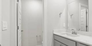 Brand New 3/2.5 Move In Ready Now! Gallery 12