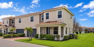 1800 Noel Place Gallery 1