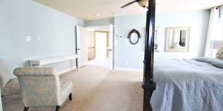 Spacious Home in Port Potomac Gallery 19
