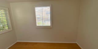 New! 3BD/2.5BA Two-Story Condo in Qual Hill Irvine! *MOVE-IN SPECIAL* Gallery 17