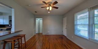 2/1 House With a Detached Garage / Garage Has Pool Table & Bathroom / Large Corner Lot / NBISD Gallery 14