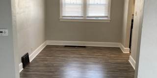 3 Bedroom One Bath home at 68th St in Urbandale Gallery 5