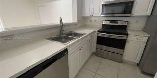 6821 SW 44th St Gallery 6