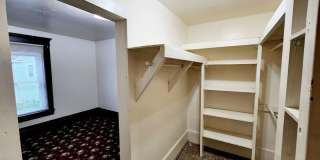 5 Bedroom/ 2 Bathroom House - Downtown Available - 06/04/2026 5 Bedroom/ 2 Bathroom House - Downtown Available - 06/04/2026 Gallery 16