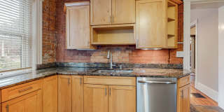 5 Bed/ 2.5 Bath Phenomenal Old Louisville Home Gallery 10