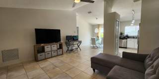 Gorgeous 3-Bedroom, 2-Bathroom in Brandon Gallery 5