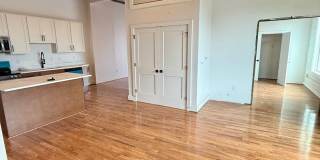 2033 W Broad St Gallery 4