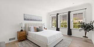 712 N Rodeo Dr Gallery 24