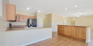 17605 W Crocus Drive Gallery 7