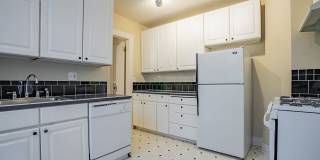 Alexander Apartments Gallery 16