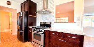 Fantastic 3 bed - 2 bath Home with backyard in North Hills Gallery 14