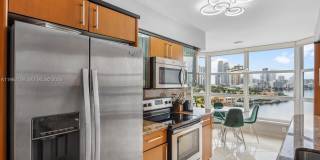 19195 NE 36th Ct Gallery 14