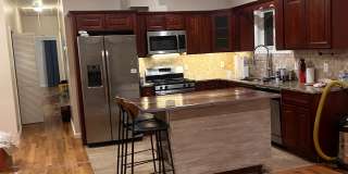 260 Boyd Avenue Gallery 1