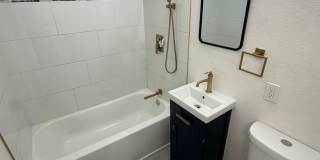 4 bedroom 1 bath Gallery 11