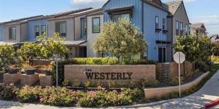 Stunning 4 bed, 2.5 bath end unit in Westerly neighborhood Stunning 4 bed, 2.5 bath end unit in Westerly neighborhood Gallery 1
