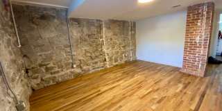 Andrews Court Gallery 44