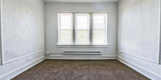 723-25 N Central Ave Gallery 4