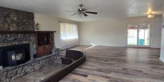 Charming Farmhouse Gallery 1